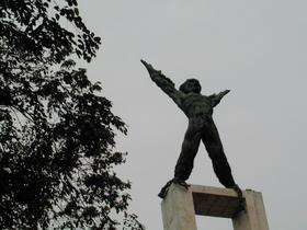 Free Irian-Denkmal