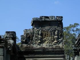 Relief, Apsaras